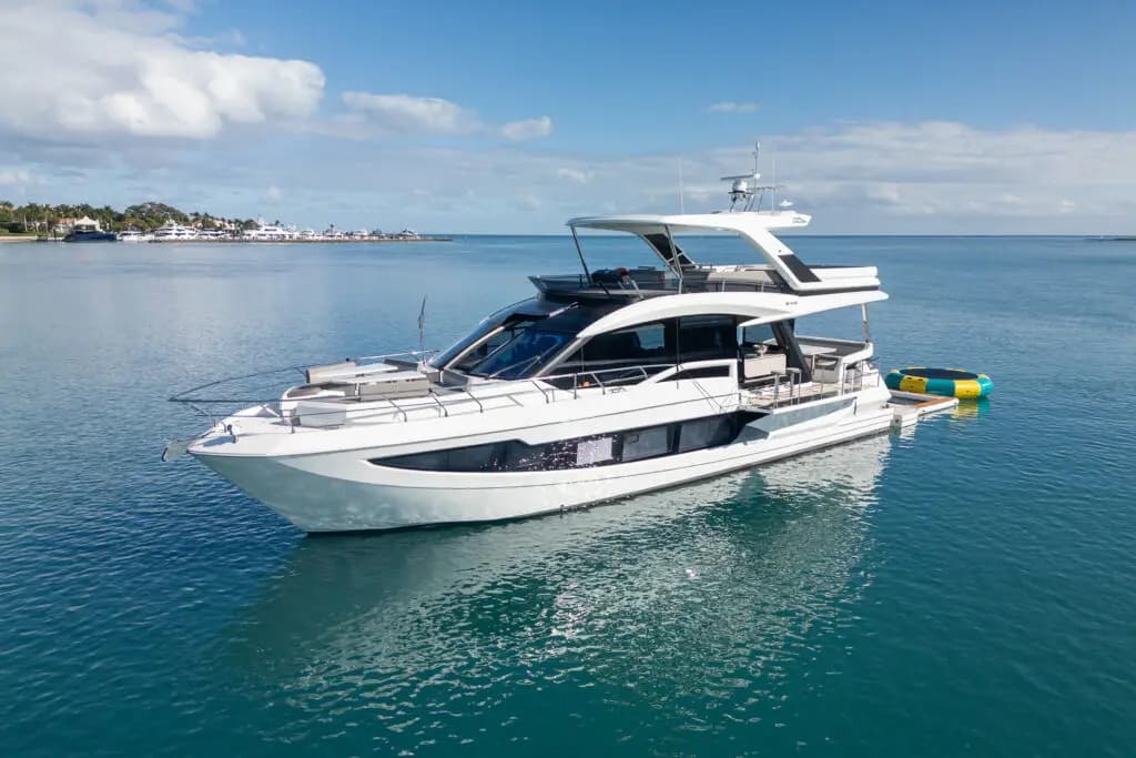 68′ Galeon Seven Seas, 68 feet