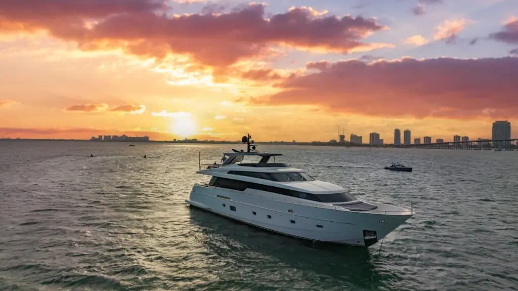 97′ Sanlorenzo, 97 feet