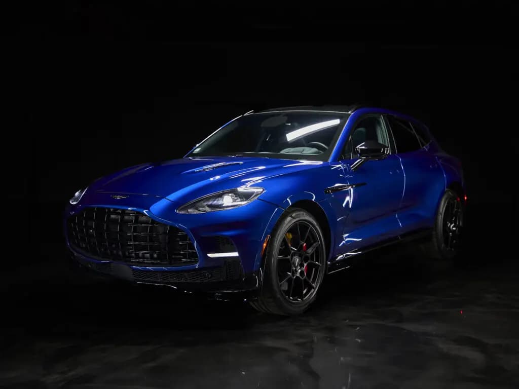 Aston Martin DBX707, Blue