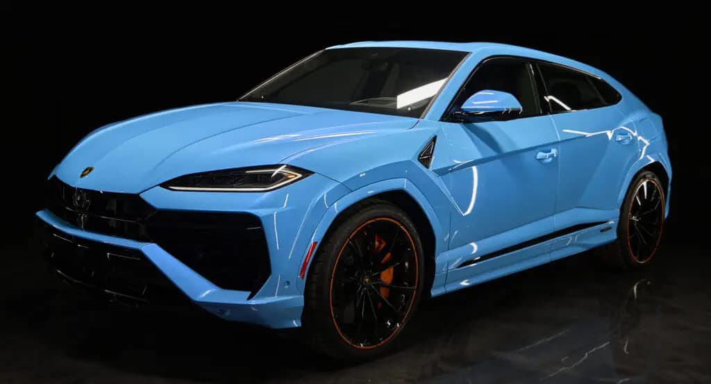 Lamborghini Urus SE, Blu Cepheus