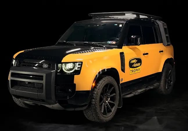 Land Rover Defender Trophy