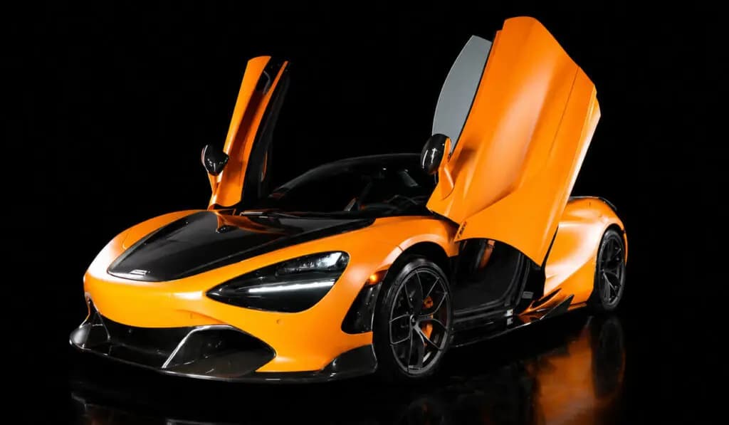 McLaren 720S Convertible
