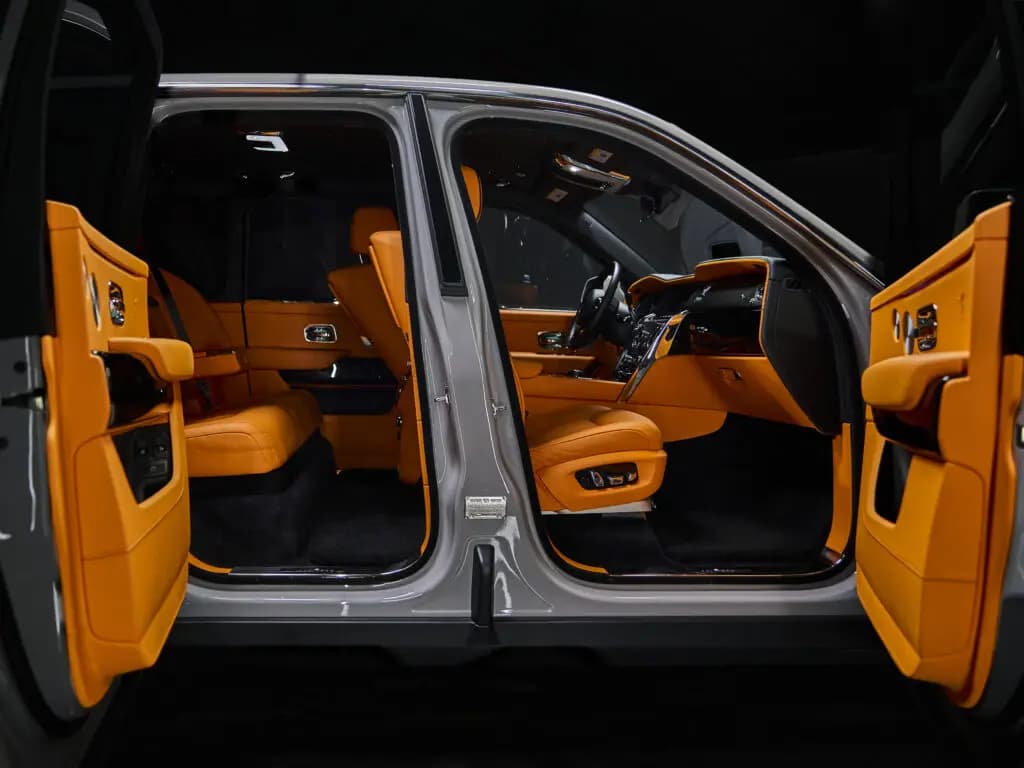 Rolls-Royce Cullinan, Midnight Grey